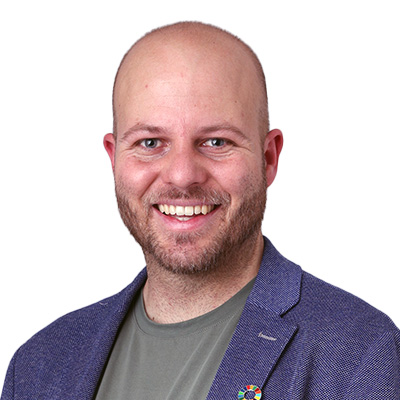 Philipp Blumer.jpg Philipp%20Blumer.jpg